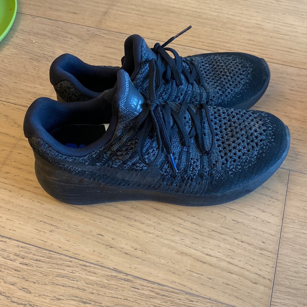 Women nike free run sneakers